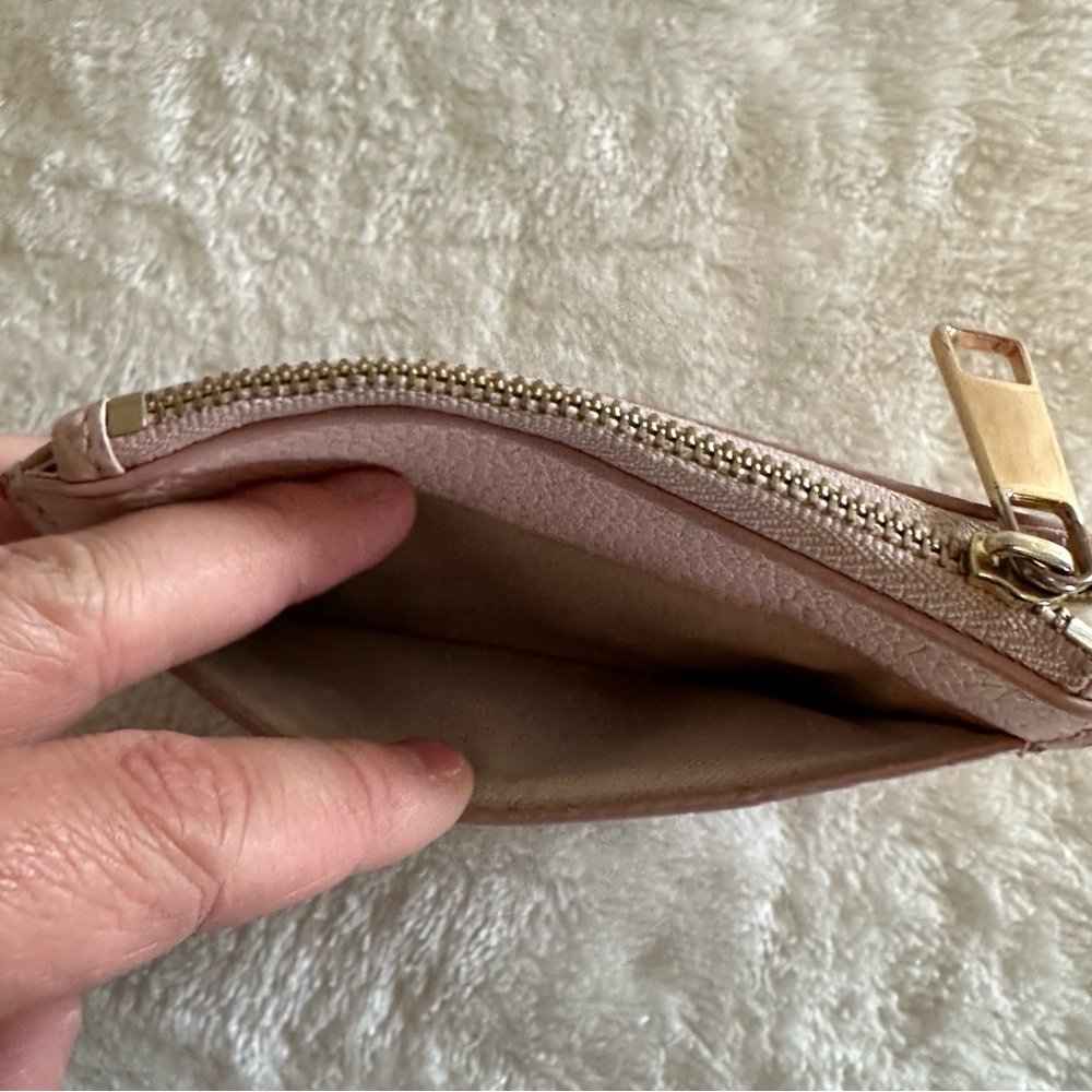 Marc Jacobs Pale Pink Leather Keychain Card Holder - Picture 4 of 6